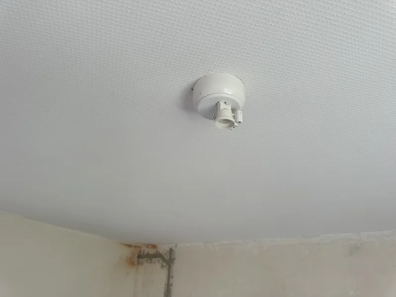 Éclairage neuf après rénovation — Lanester